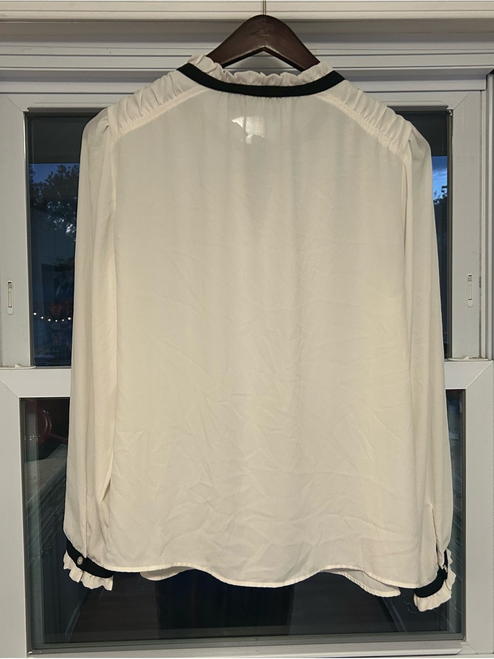 LOFT White Blouse with Black Trim and Tie Neck Size Large - Picture 2 of 3